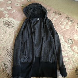 Lululemon black/gray jacket size 4